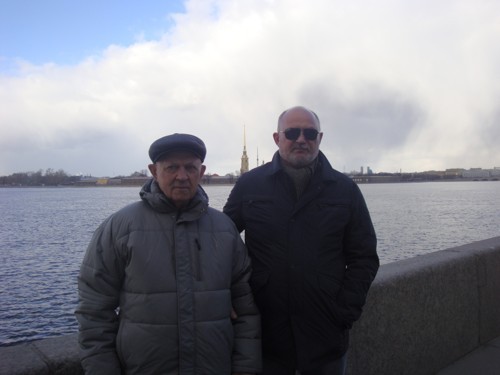 Петр Гена и шпиль